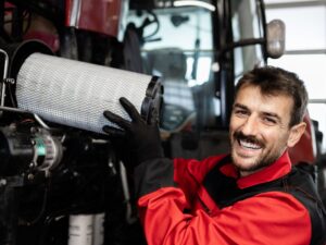 Dlaczego warto wykonać posezonowy przegląd maszyn i części rolniczych?