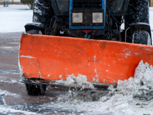 Kiedy warto wybrać lemiesz gumowy zamiast stalowego?